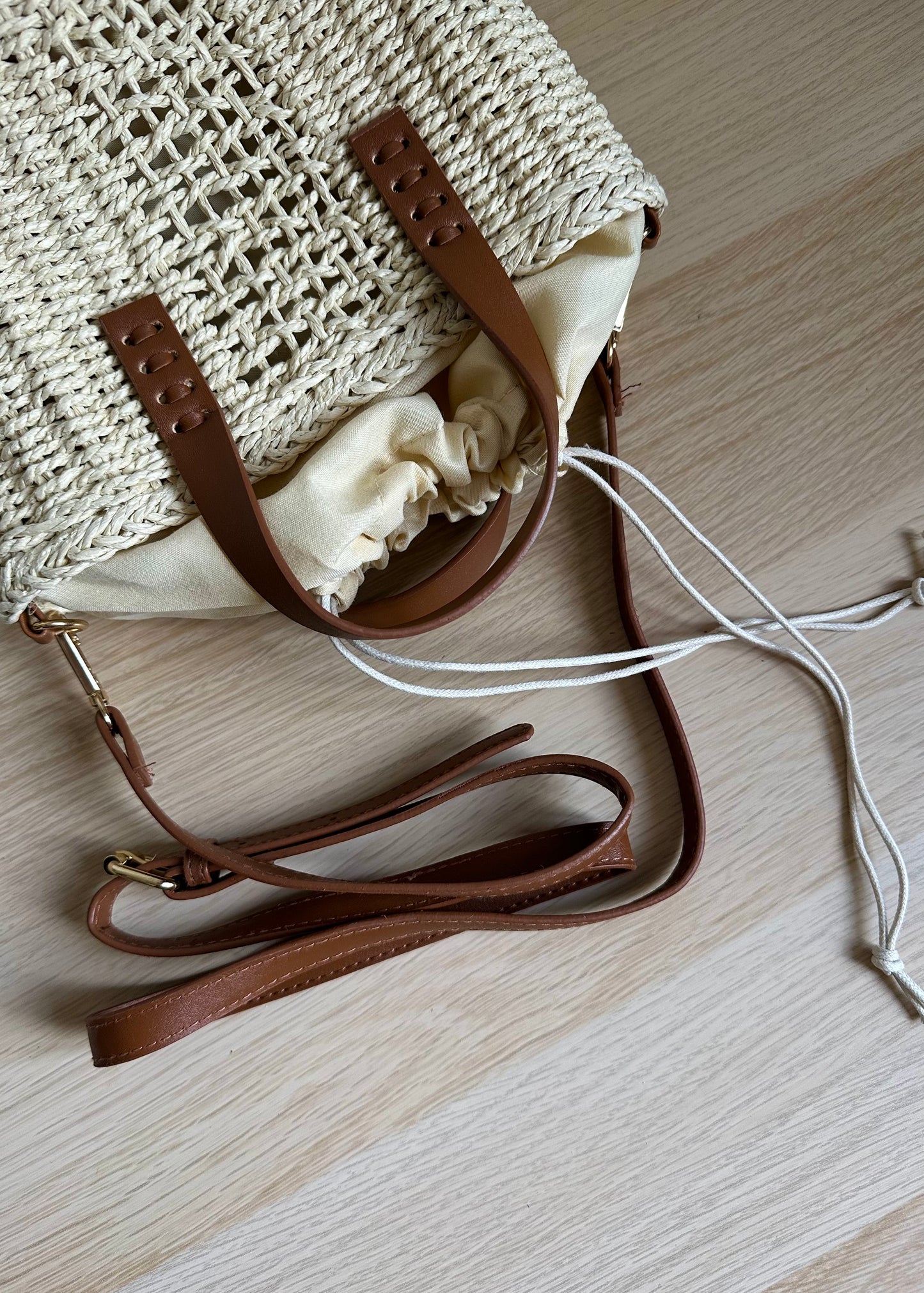 Coral Kiss Beach Bag